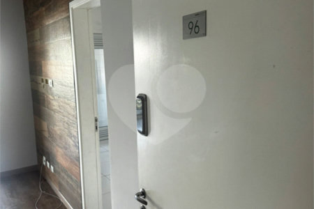 Apartamento para alugar com 3 quartos, sendo 1 suíte, em Parque Reboucas, São Paulo, SP