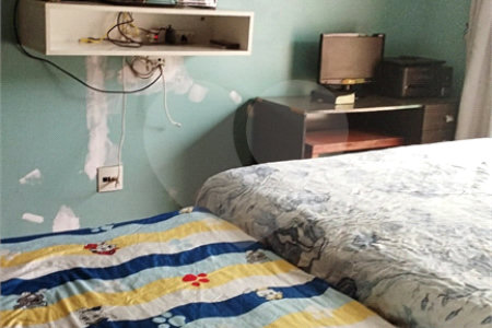 Sobrado à venda com 3 quartos, sendo 1 suíte,  em Vila Nova Cintra, Mogi das Cruzes, SP