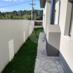 Casa à venda com 3 suítes no condomínio Santa Isabel I, Louveira - SP