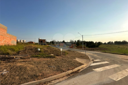 Terreno à venda em Residencial Salto, Salto, SP