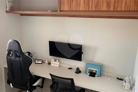 Apartamento à venda com 4 quartos, sendo 1 suíte, em Jardim Vazani, São Paulo, SP
