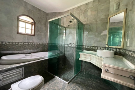 Casa à venda com 4 quartos, sendo 2 suítes,  em Jardim Pagliato, Sorocaba, SP