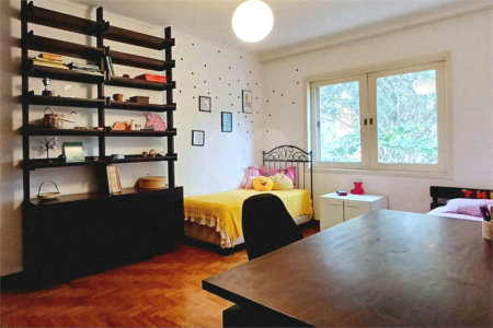Casa Térrea à venda com 4 quartos, sendo 1 suíte,  em Brooklin Velho, São Paulo, SP