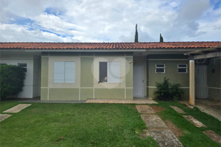 Casa à venda com 2 quartos no condomínio Residencial Moradas, Itapetininga - SP