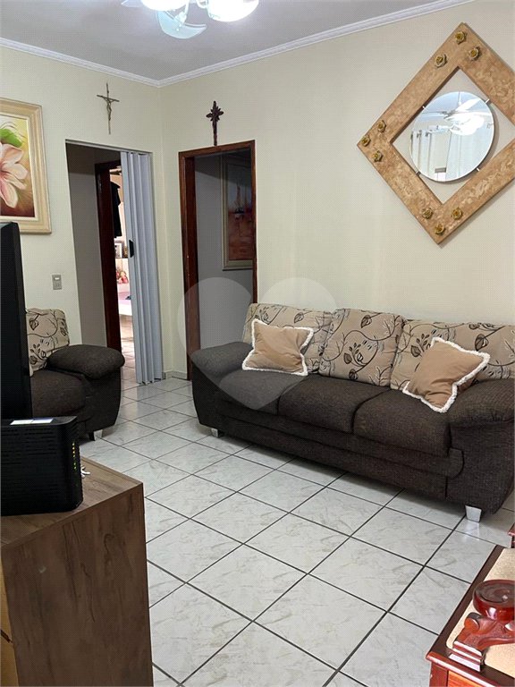 Casa à venda com 3 quartos, sendo 1 suíte, em Vila Todos Os Santos, Indaiatuba, SP