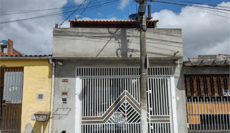 Sobrado à venda com 3 quartos em Parque Residencial Casa Branca, Suzano, SP