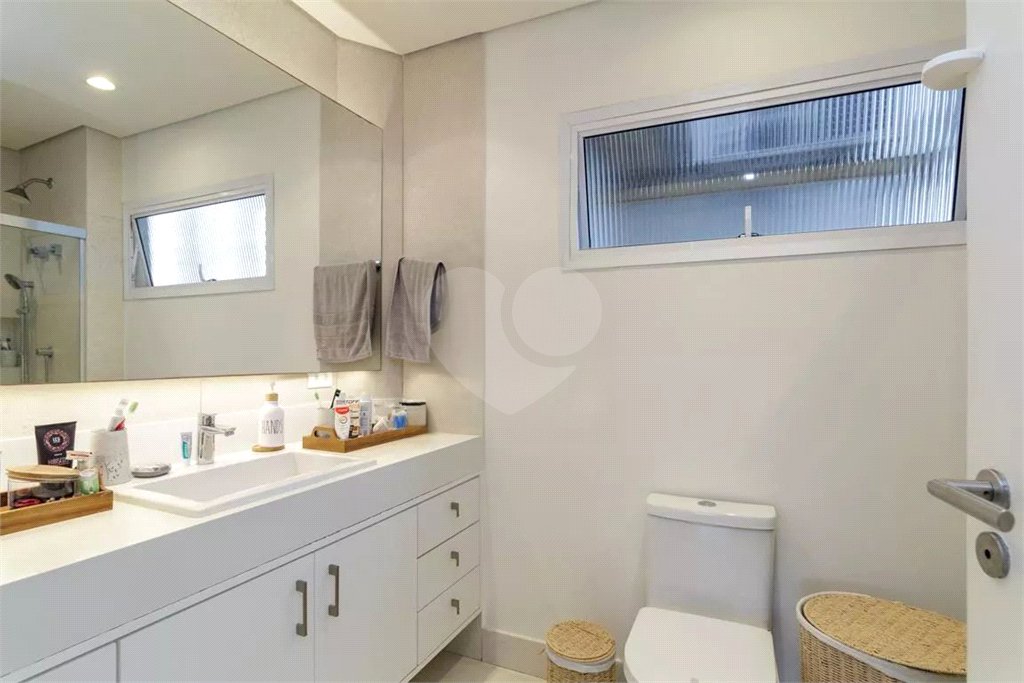 Apartamento à venda com 4 quartos, sendo 2 suítes, em Higienópolis, São Paulo, SP