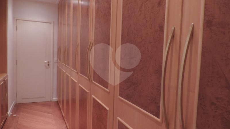 Apartamento à venda com 3 suítes em Jardim Marajoara, São Paulo, SP