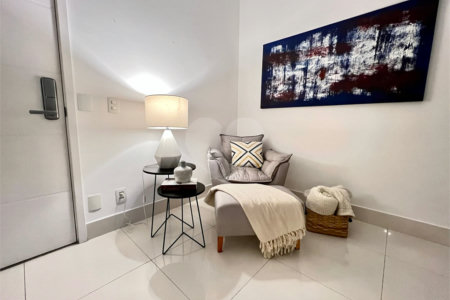 Apartamento à venda com 2 quartos, sendo 1 suíte, em Campo Belo, São Paulo, SP