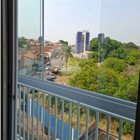 Apartamento à Venda no Centro de Bragança Paulista – 2 Dormitórios, 1 Suíte