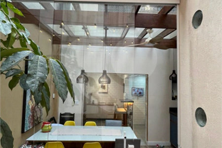 Sobrado à venda com 2 quartos em Vila Uberabinha, São Paulo, SP