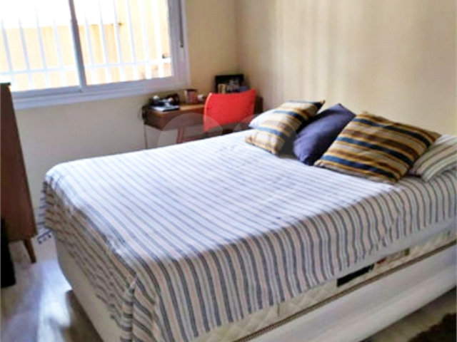 Sobrado à venda com 3 quartos, sendo 1 suíte,  em Horto, São Paulo, SP