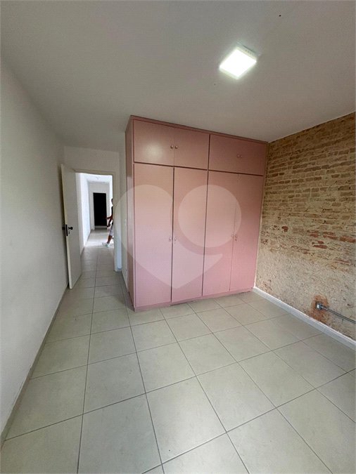 Sobrado à venda com 4 quartos, sendo 1 suíte,  em Vila Sônia, São Paulo, SP