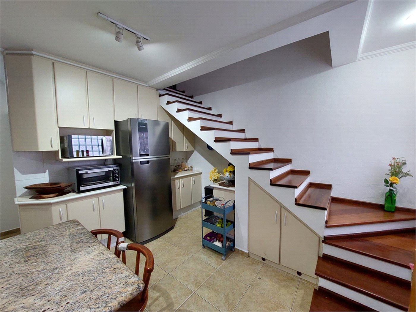 Casa à venda com 2 quartos, sendo 1 suíte, no condomínio Lagos Ecopark, Mogi das Cruzes - SP