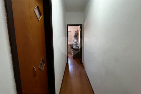 Sobrado à venda com 3 quartos, sendo 2 suítes, em Cidade São Francisco, São Paulo, SP