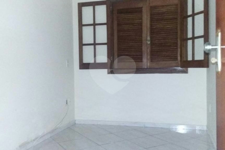 Sobrado à venda com 3 quartos, sendo 1 suíte,  em Imirim, São Paulo, SP