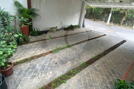 Sobrado à venda com 3 suítes em Jardim Petrópolis, São Paulo, SP