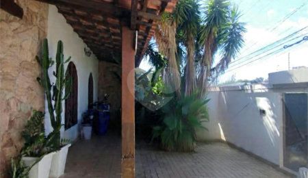 Casa para alugar com 3 quartos, sendo 1 suíte,  em Jardim Sorocabano, Sorocaba, SP