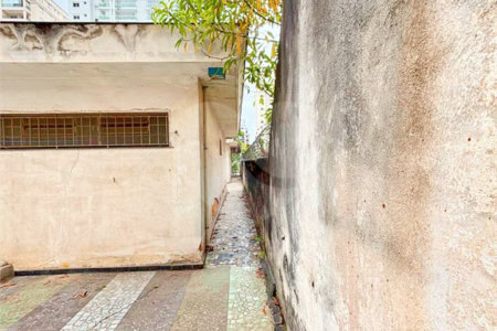 Casa Térrea na Vila Mariana com 480 metros de terreno
