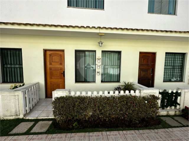 Casa à venda com 3 quartos, sendo 1 suíte,  no condomínio Residencial Jardim das Palmas, São Paulo - SP