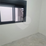 Sobrado à venda com 3 quartos, sendo 1 suíte, em Vila São Paulo, São Paulo, SP