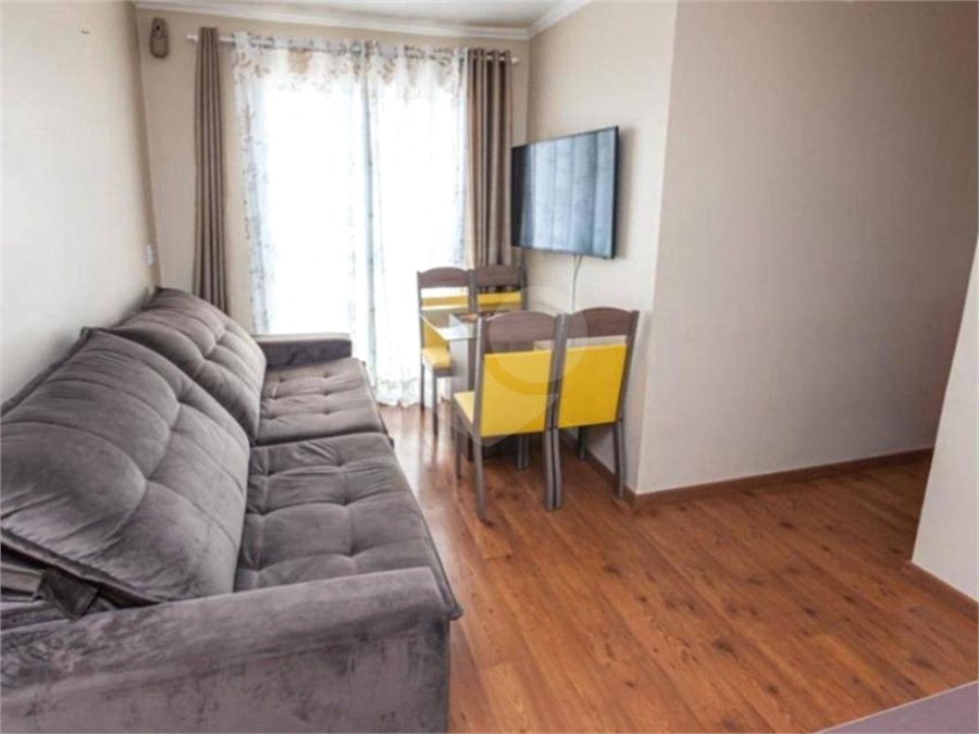 Apartamento à venda com 2 quartos em Jardim Ísis, Cotia, SP