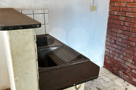 Casa à venda com 2 quartos, sendo 1 suíte, no Centro, Três Lagoas, MS