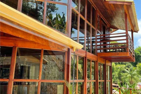 Chácara à venda com 2 quartos em Chácaras Copaco, Arujá, SP