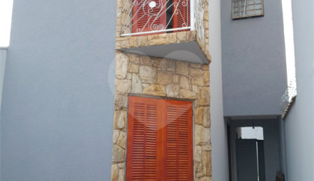 Sobrado à venda com 3 quartos em Jardim Menzani, Ibaté, SP