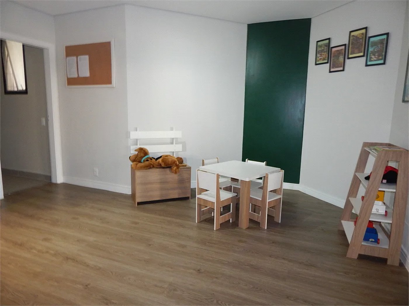 Apartamento à venda com 4 quartos, sendo 3 suítes, em Paraíso do Morumbi, São Paulo, SP