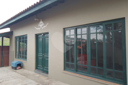 Casa à venda com 3 quartos, sendo 1 suíte, em Bosque, Vinhedo, SP