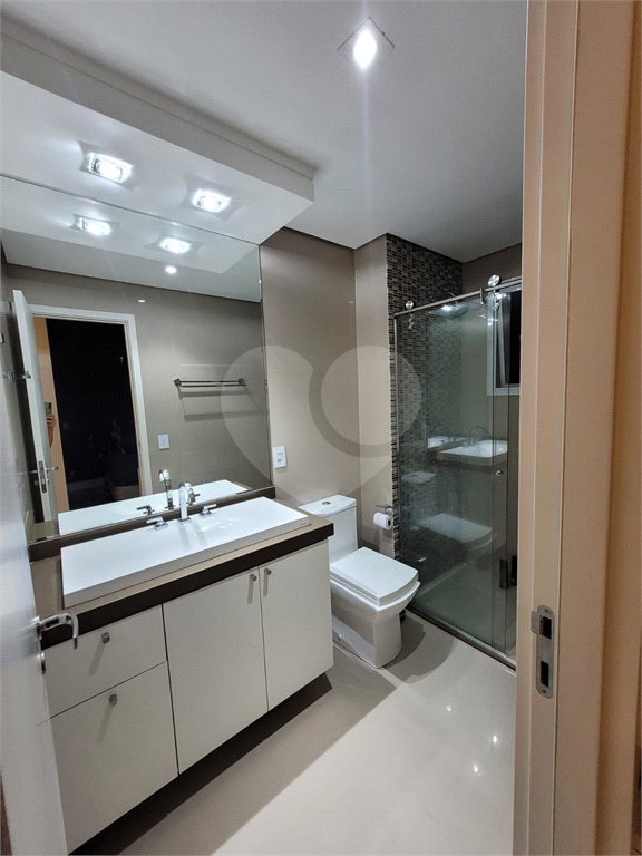 Apartamento à venda com 3 quartos, sendo 1 suíte,  em Vila Suissa, Mogi das Cruzes, SP