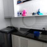 Casa à venda ou para alugar com 4 suítes no condomínio Figueira Garden, Atibaia - SP