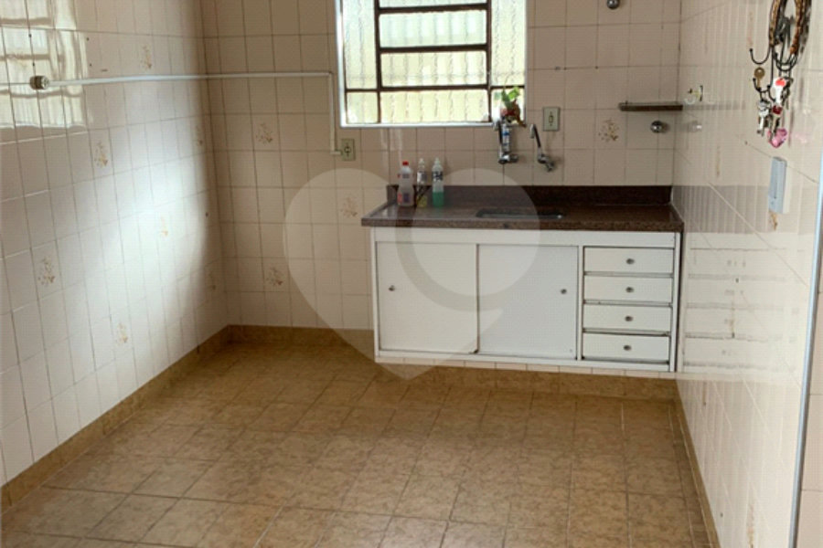 Sobrado à venda com 3 quartos no Brasilândia, São Paulo, SP
