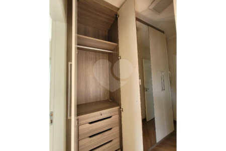 Casa à venda com 3 quartos, sendo 1 suíte,  no condomínio Maximus I, São Paulo - SP