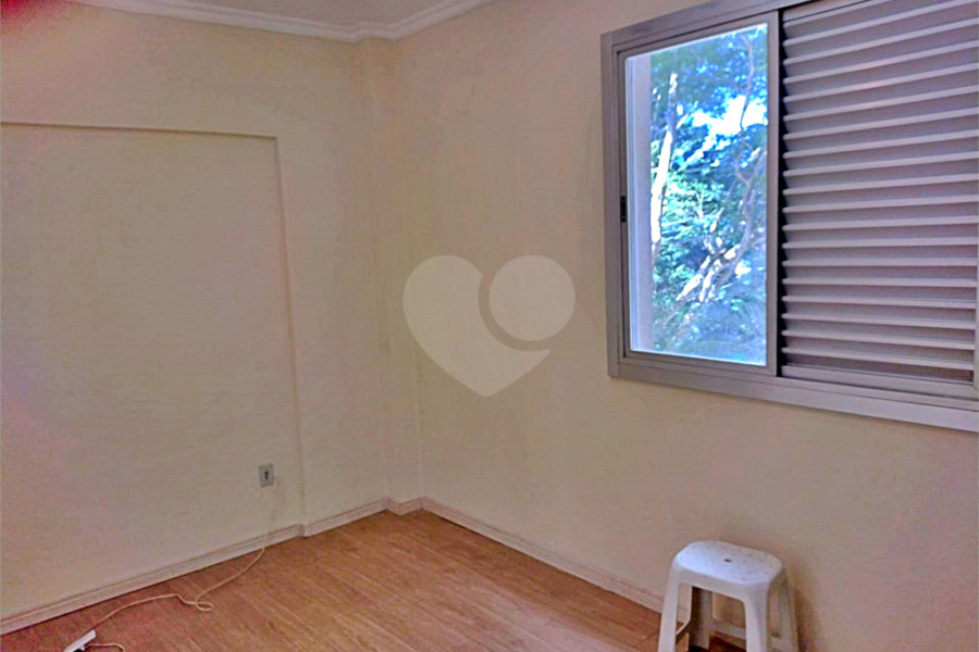 Apartamento à venda com 3 quartos, sendo 1 suíte, em Pinheiros, São Paulo, SP