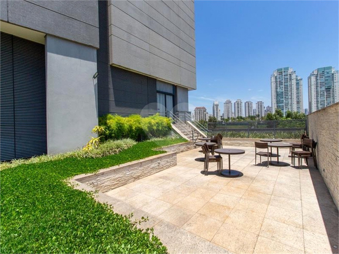 Apartamento à venda ou para alugar com 2 quartos, sendo 1 suíte, em Água Branca, São Paulo, SP