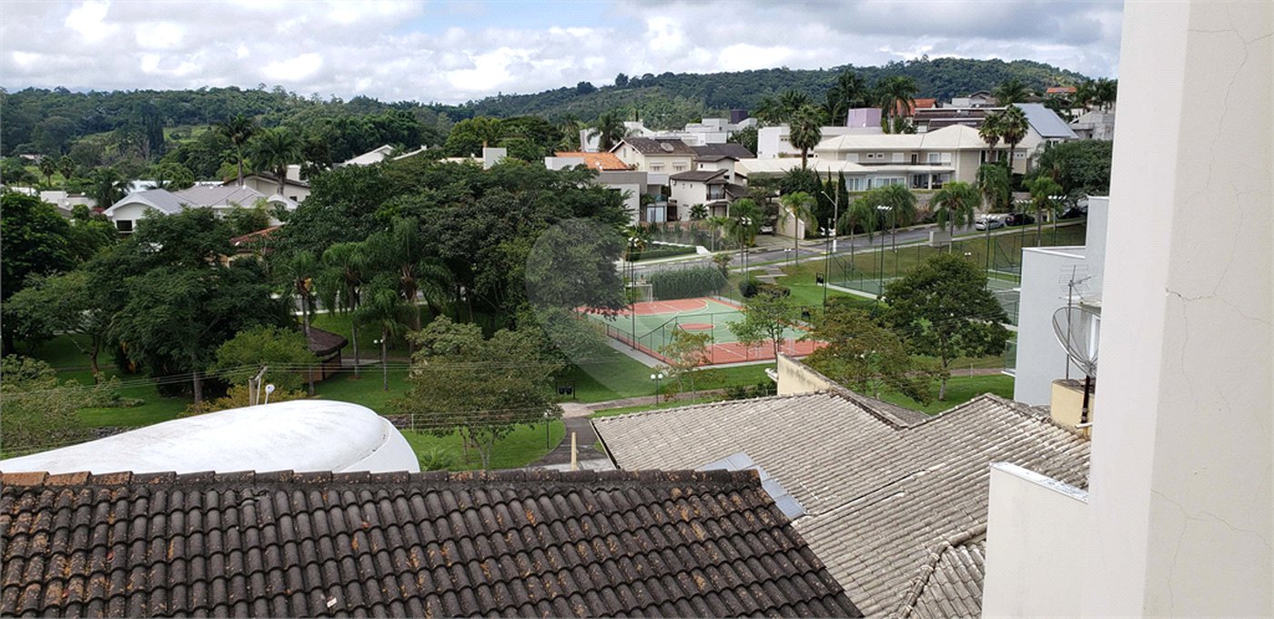 Casa à venda com 4 suítes no condomínio Real Park, Mogi das Cruzes - SP