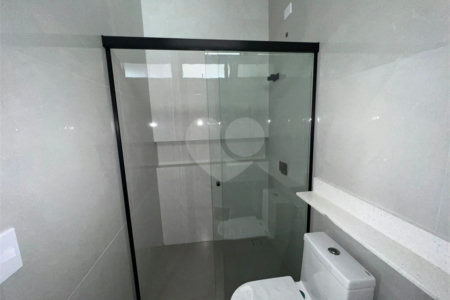 Casa à venda com 3 quartos, sendo 1 suíte, no condomínio Horto Florestal Villagio, Sorocaba - SP