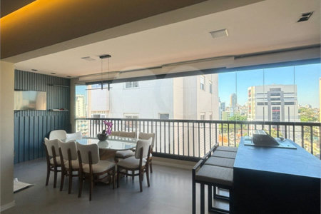 Apartamento à venda com 3 quartos, sendo 1 suíte, em Vila Paulicéia, São Paulo, SP