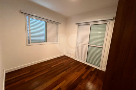 Casa para alugar com 3 quartos, sendo 1 suíte, no condomínio Res Villeneuve, São Paulo - SP