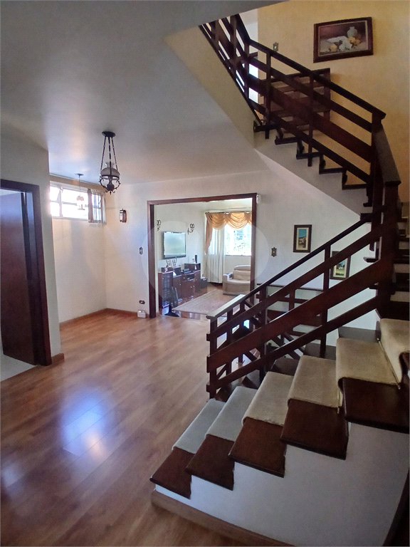 Sobrado à venda com 4 quartos, sendo 2 suítes, em Jardim Leonor, São Paulo, SP