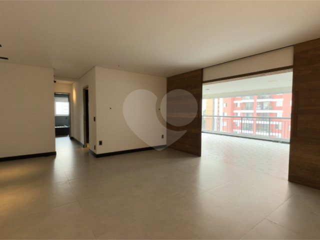 Apartamento à venda com 3 suítes em Vila Mascote, São Paulo, SP