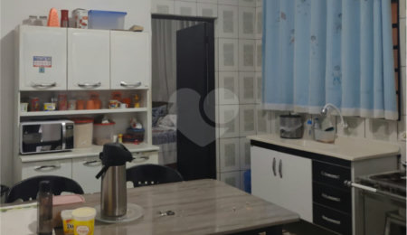 Sobrado à venda com 4 quartos em Parque Bom Retiro, Paulínia, SP