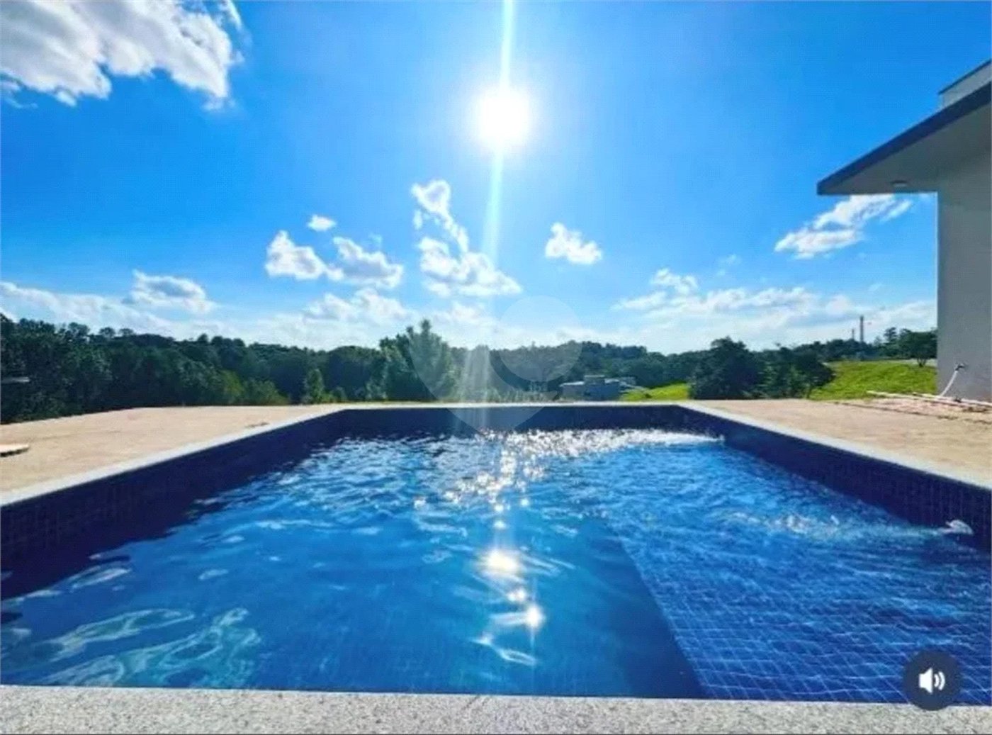 Casa à venda com 3 quartos, sendo 2 suítes, no condomínio Terra Caxambu, Jundiaí - SP