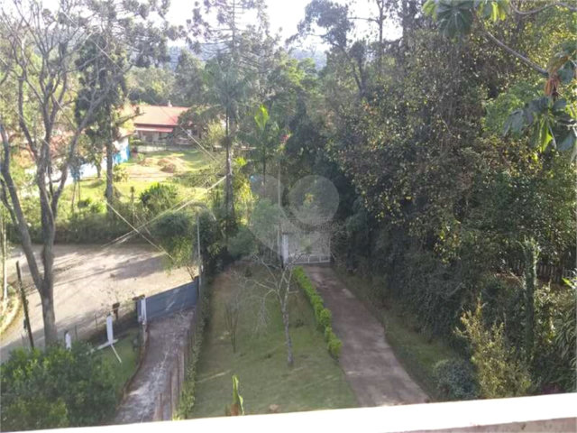 Casa à venda ou para alugar com 3 quartos, sendo 2 suítes,  no condomínio Jardim da Montanha I, Mairiporã - SP