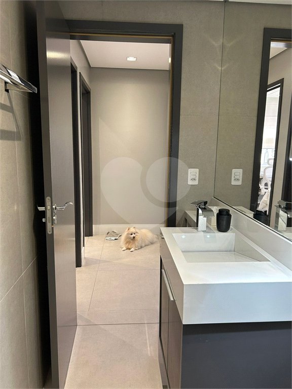Apartamento à venda com 3 quartos, sendo 1 suíte, em Vila Scarpelli, Santo André, SP