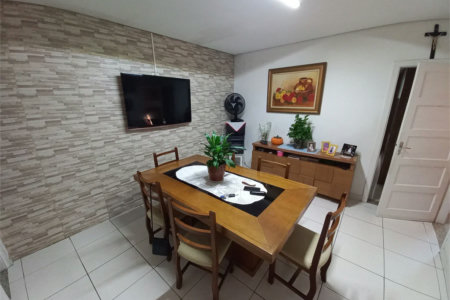 Casa Térrea à venda com 2 quartos em Jardim das Palmas, São Paulo, SP