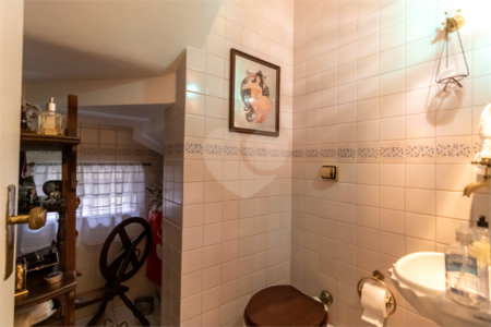 Casa à venda com 3 quartos, sendo 1 suíte,  em Parque Colonial, São Paulo, SP