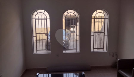 Casa à venda com 3 quartos, sendo 1 suíte,  em Tremembé, São Paulo, SP